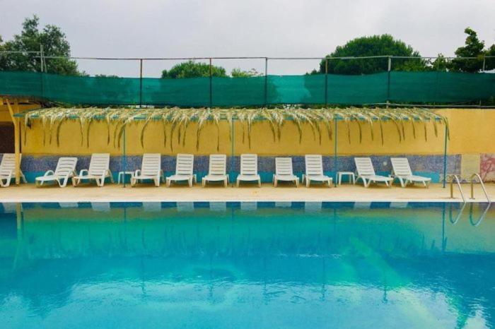 Hotel Cicek Evler Tatil Koeyue Armutlu Esterno foto